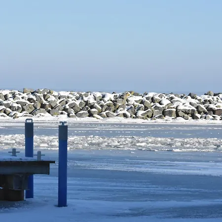Neu Renoviertes Schwimmendes Fischland Floating Barth