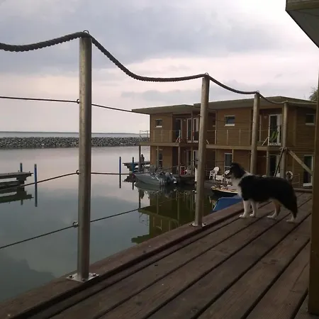 Apartamento Neu Renoviertes Schwimmendes Fischland Floating Barth